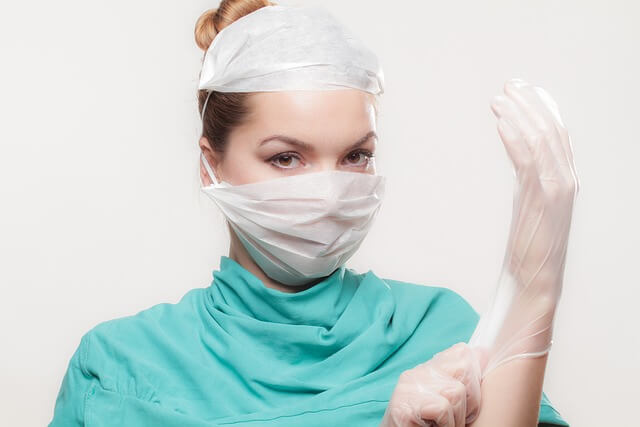 비뇨의학과 요로결석(Urolithiasis) 환자 극심한 측복부 통증 호소 시 진통제 처방 및 수액 요법
